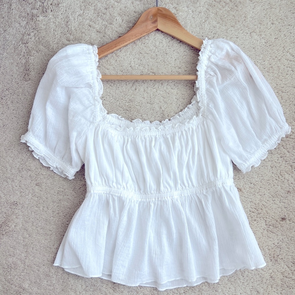 Aritzia Charming Blouse